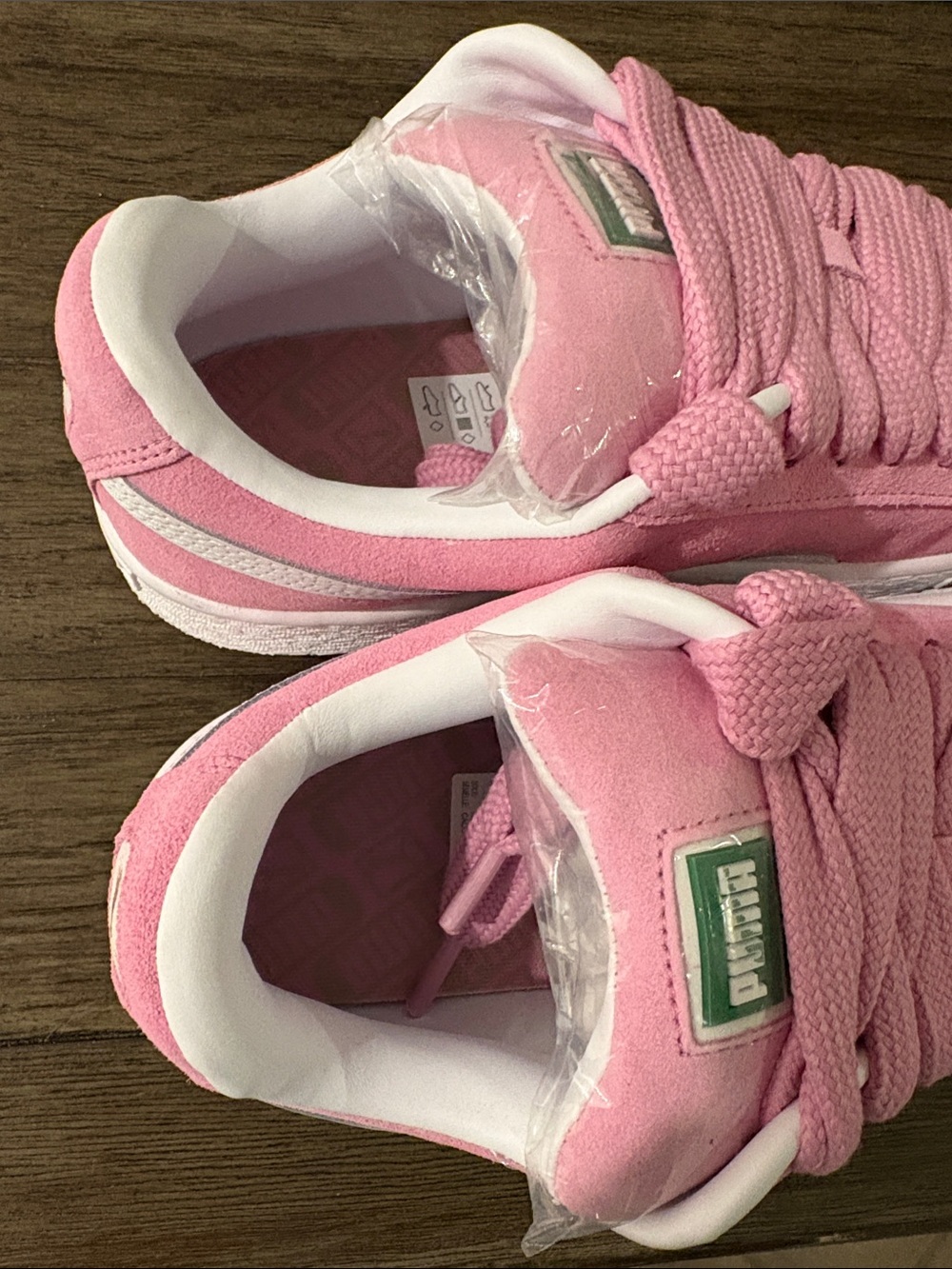 NIB[ PUMA] Suede XL Pink Sneakers Tennis Shoes Mauved Out/White Womens 8.5 / Y 7 - Picture 10 of 15